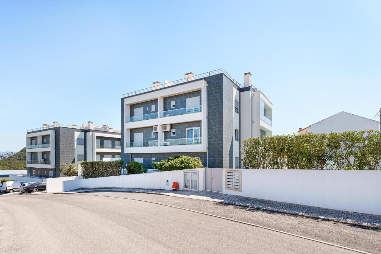 Alohouse Nazare Apartment Exterior photo